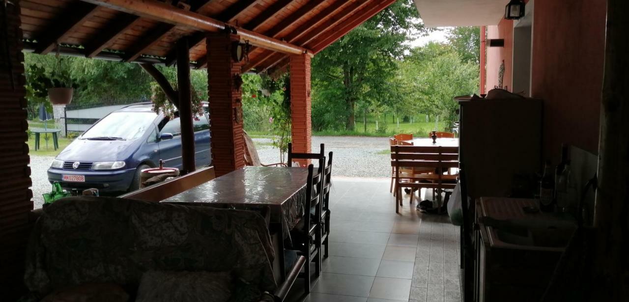 Homestay Traditia Borsanului *